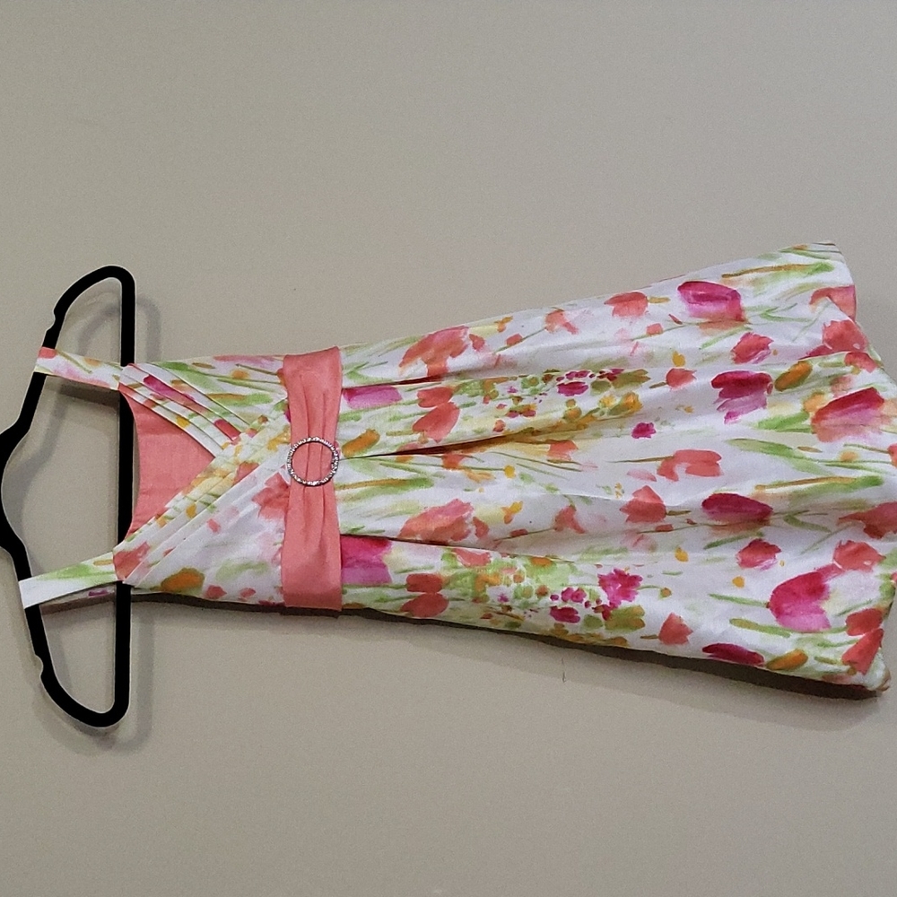 Gorgeous Girls Spring dress.